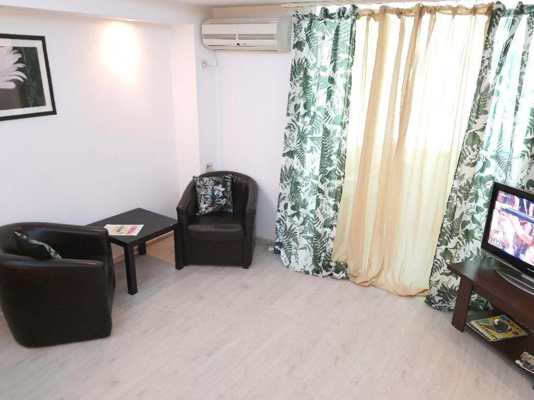 Global Downtown Apartments - Universitate - Balcescu Boekarest Buitenkant foto