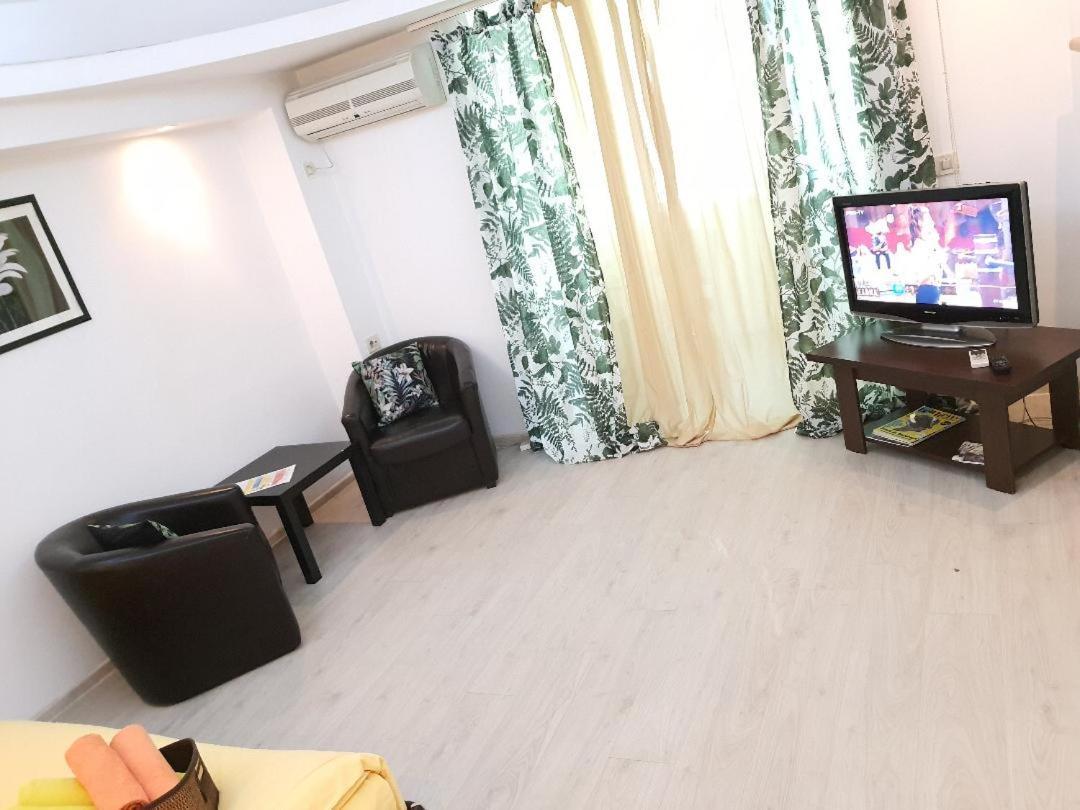 Global Downtown Apartments - Universitate - Balcescu Boekarest Buitenkant foto